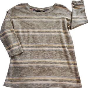 Talbots Vintage Grey Striped 3/4 Sleeve Tee Size XS Bottom Back Buttons Open....
